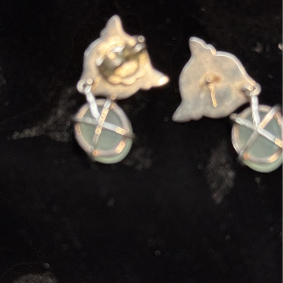 PRICE CUT Closet clear out! Sterling Silver, tourmaline Panther Earrings - Picture 5 of 6